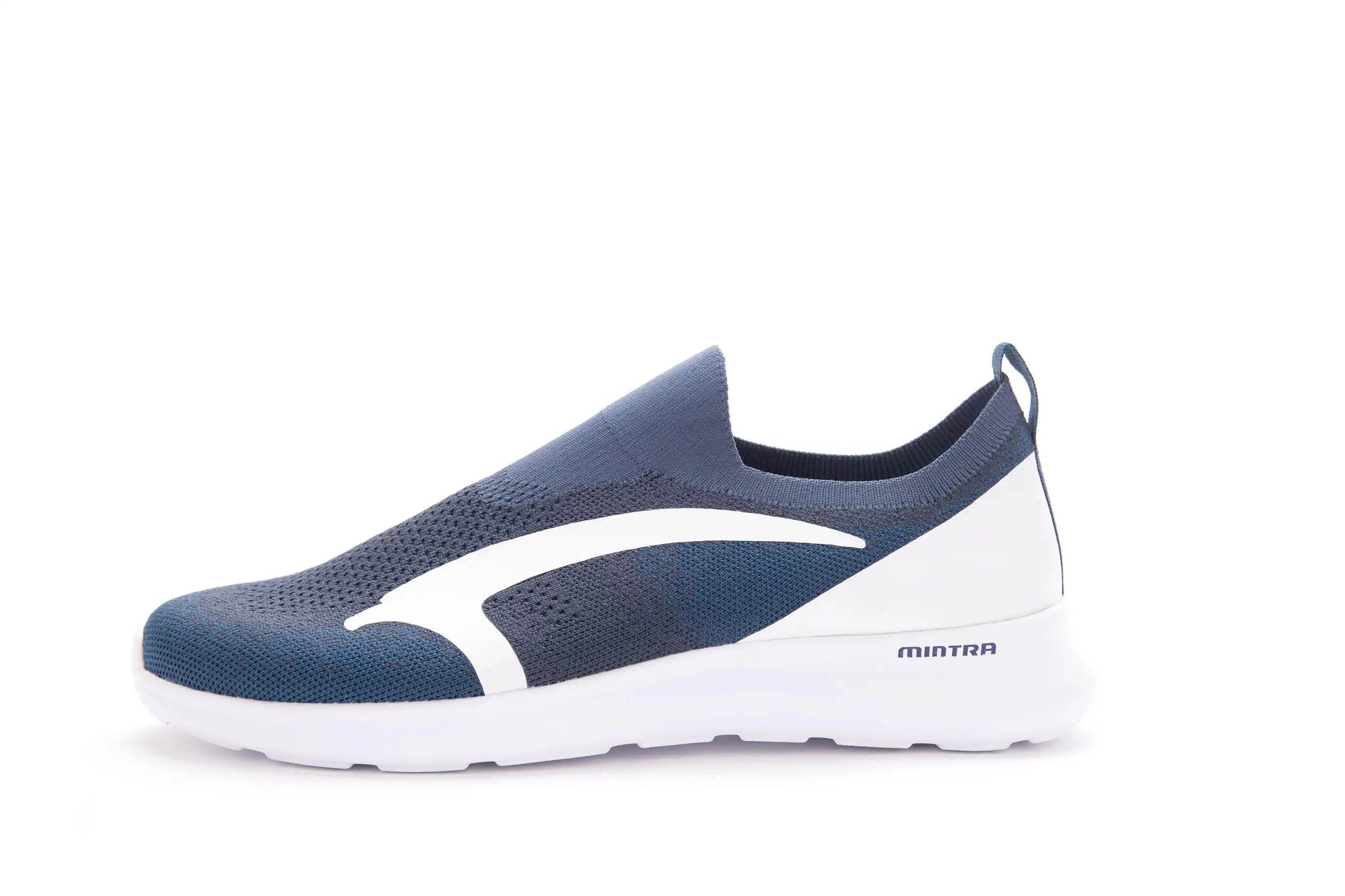 نسائي كحلي/البيض من CAI