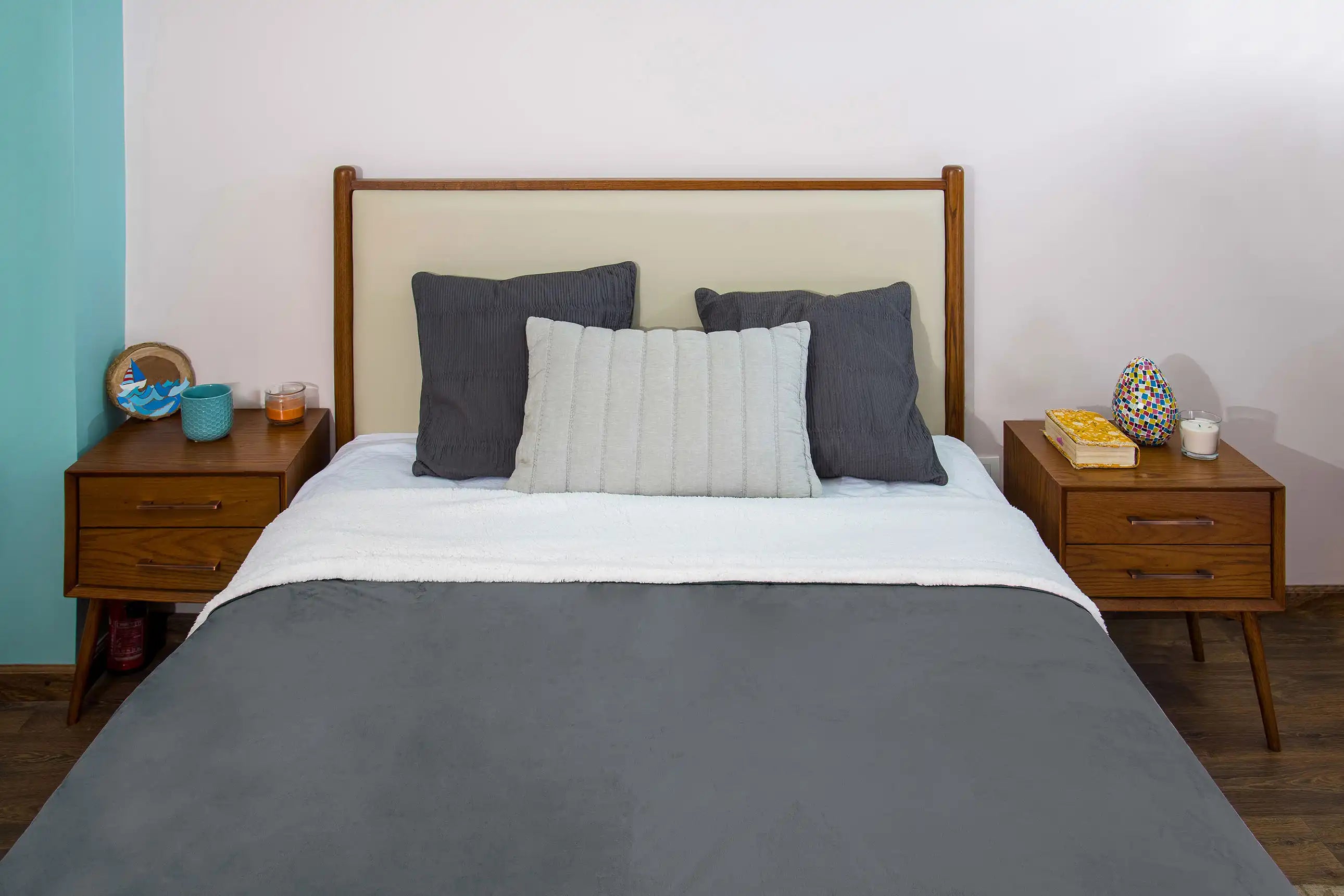 بطانية مايكروفايبر/شيربا مزدوجة الجوانب فائقة النعومة (220 × 240 سم)