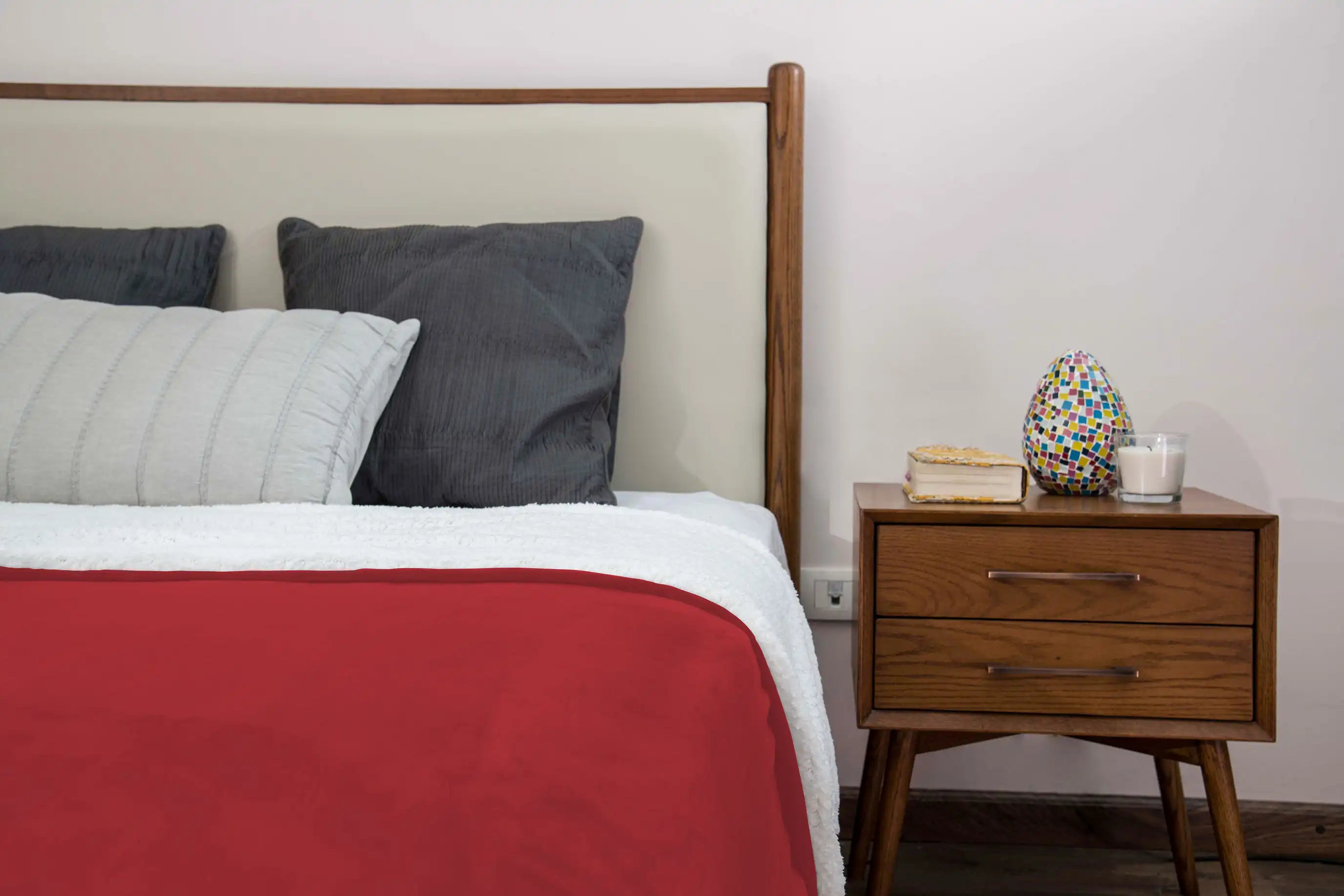 بطانية مايكروفايبر/شيربا مزدوجة الجوانب فائقة النعومة (180 × 220 سم)