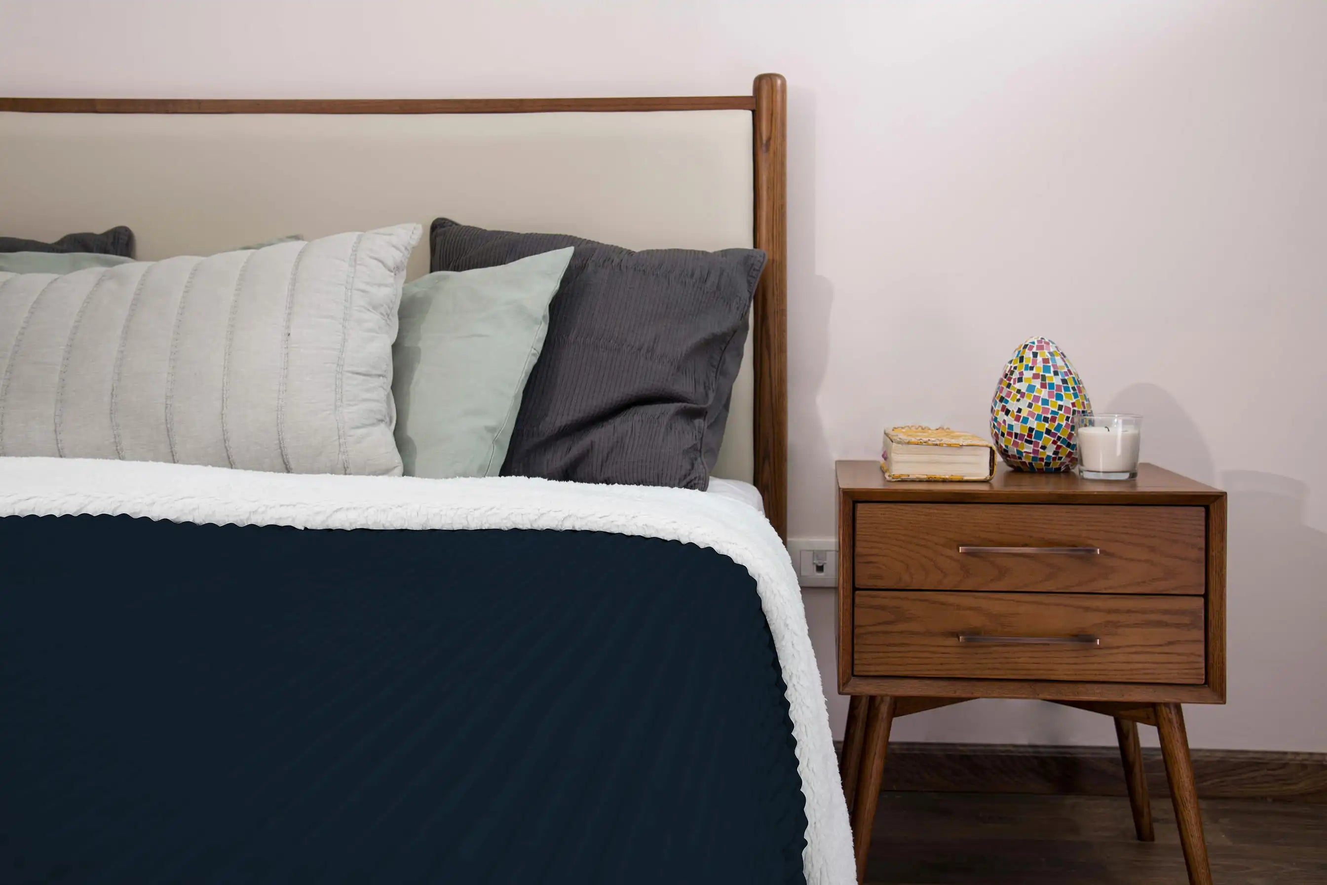 بطانية مخططة من المايكروفايبر/الشيربا مزدوجة الجوانب (180 × 220)