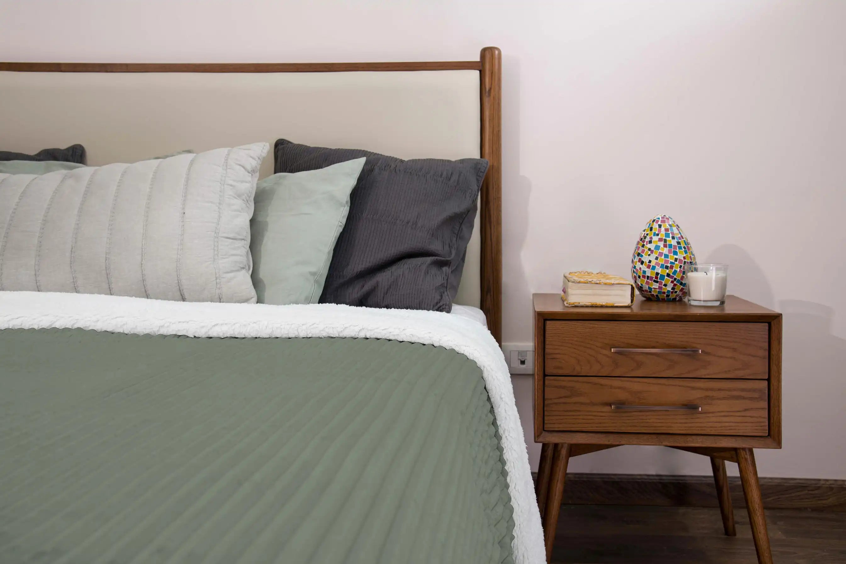 بطانية مخططة من المايكروفايبر/الشيربا مزدوجة الجوانب (180 × 220)