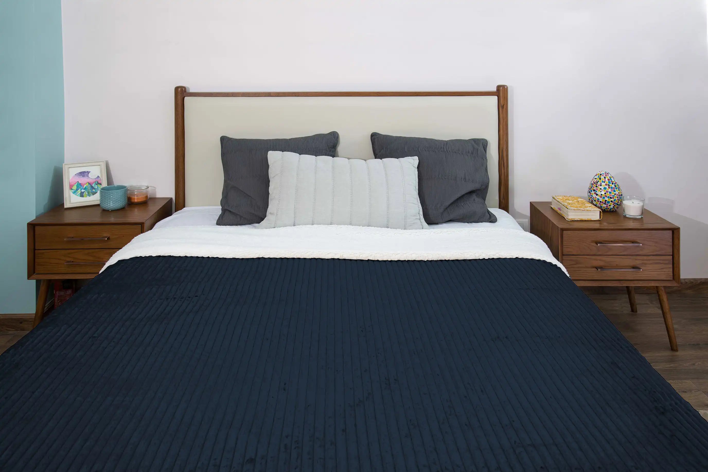 بطانية مخططة من المايكروفايبر/الشيربا مزدوجة الجوانب (180 × 220)