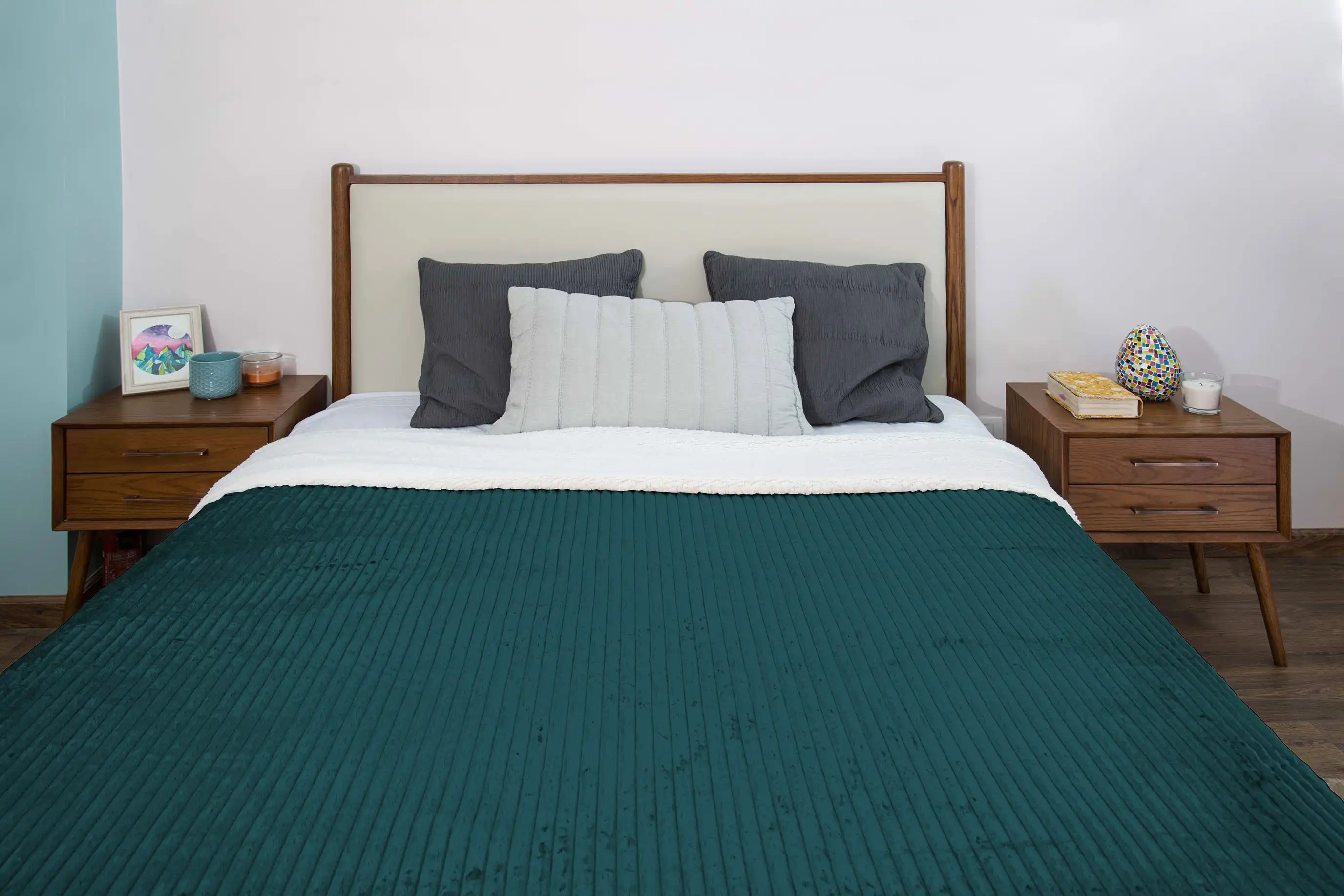 بطانية مخططة من المايكروفايبر/الشيربا مزدوجة الجوانب (180 × 220)