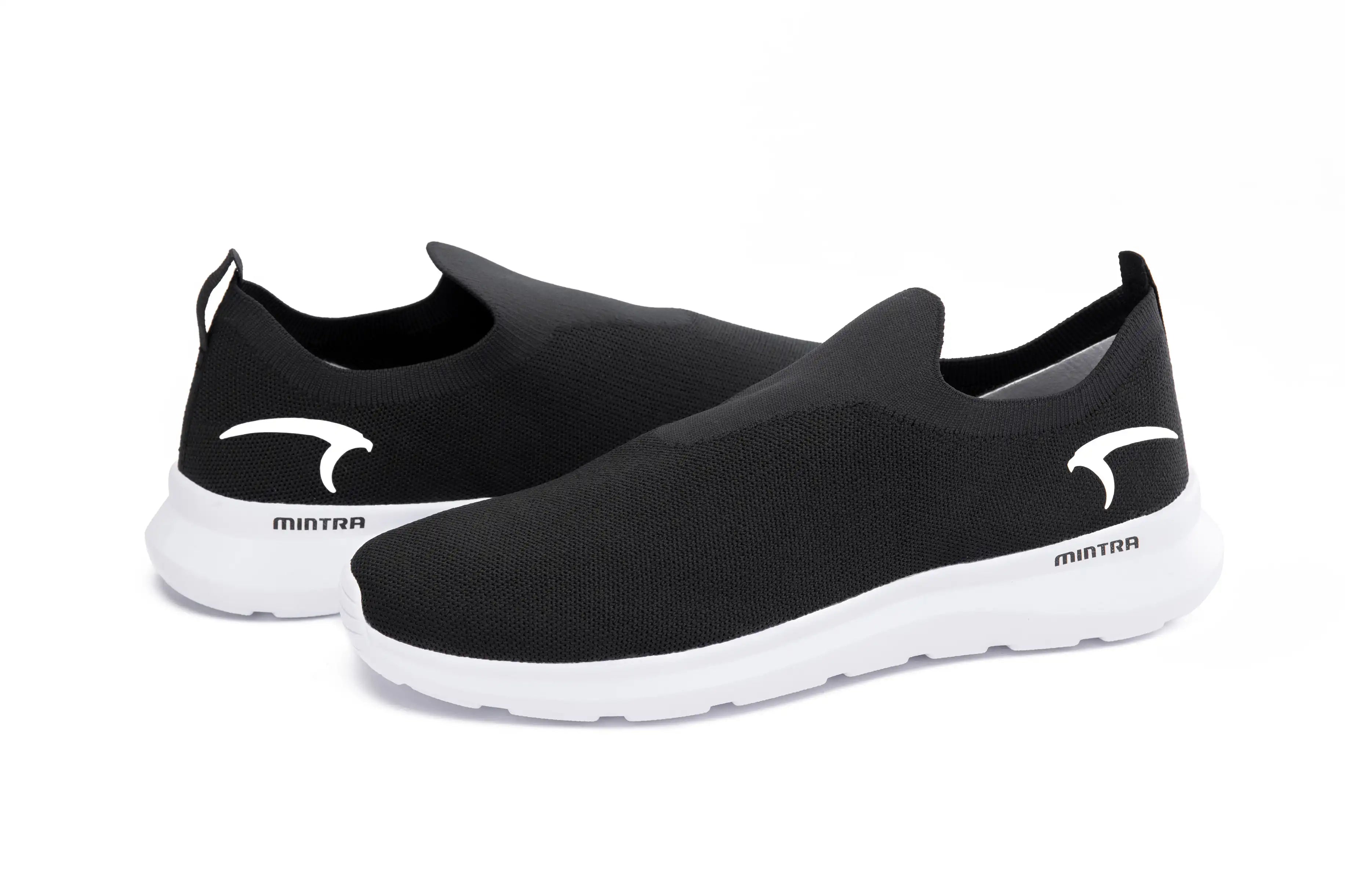 CAI  كور - رجال باللونين الأبيض والأسود