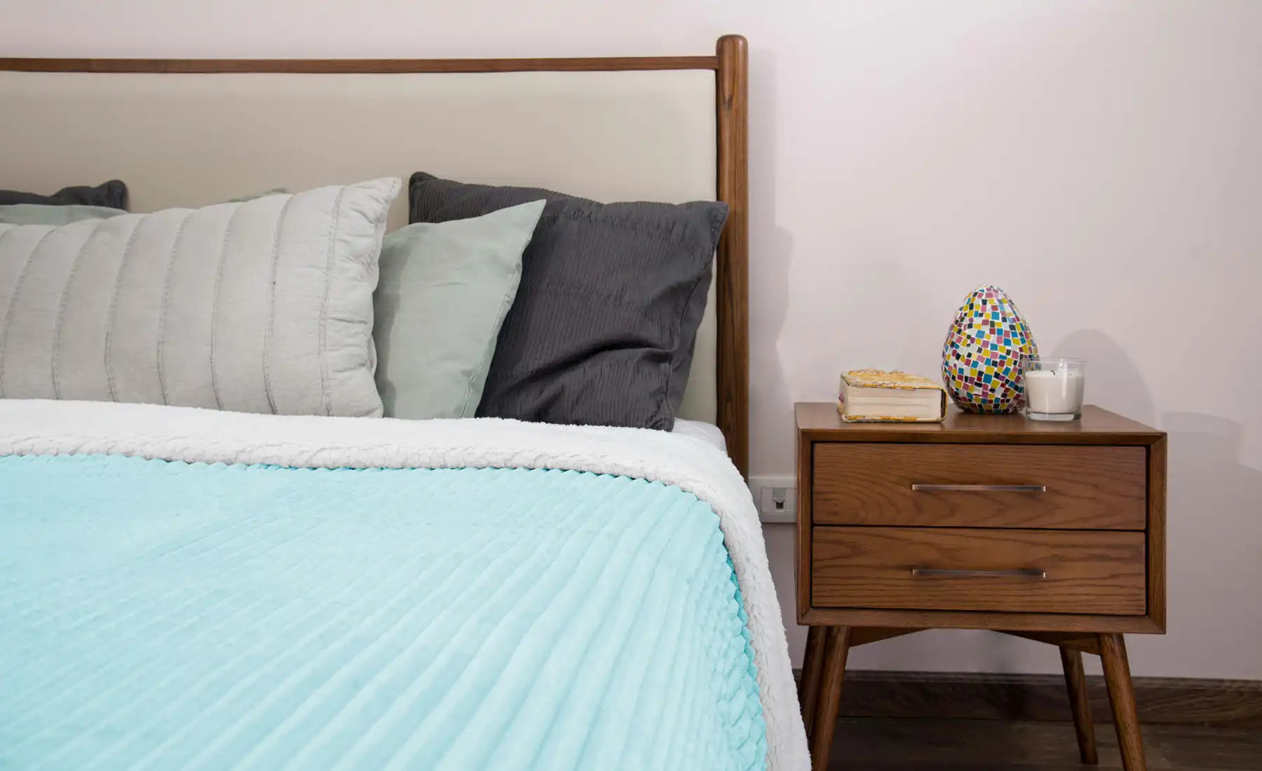 بطانية مخططة من المايكروفايبر/الشيربا مزدوجة الجوانب (220 × 240)